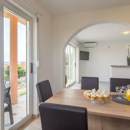 Apartment Kozina Zadar